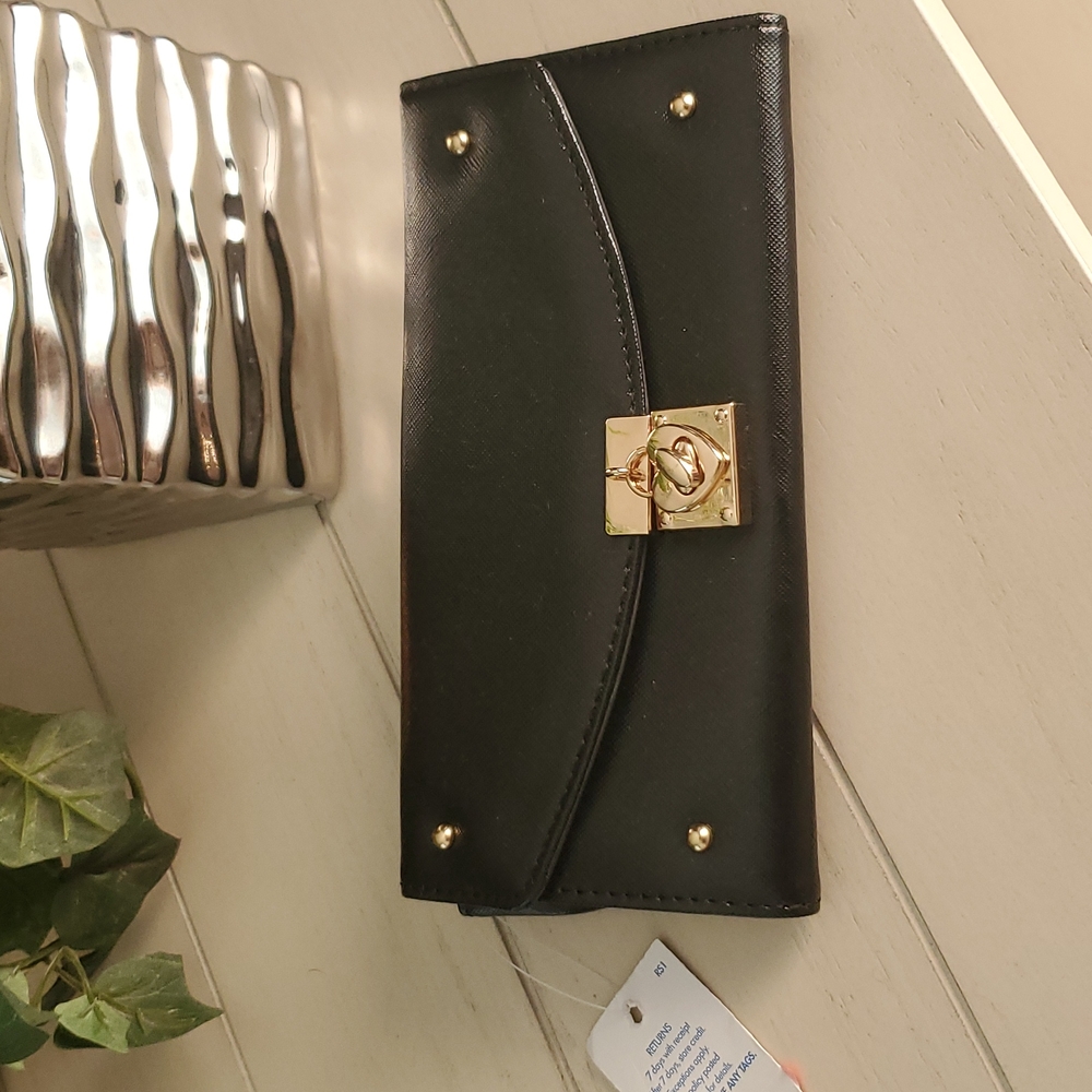 NEW Wallet